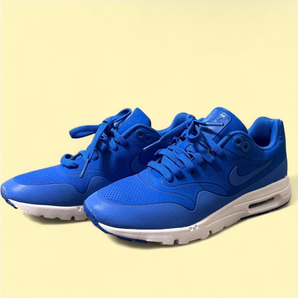 Nike Men's Royal Blue Sneakers